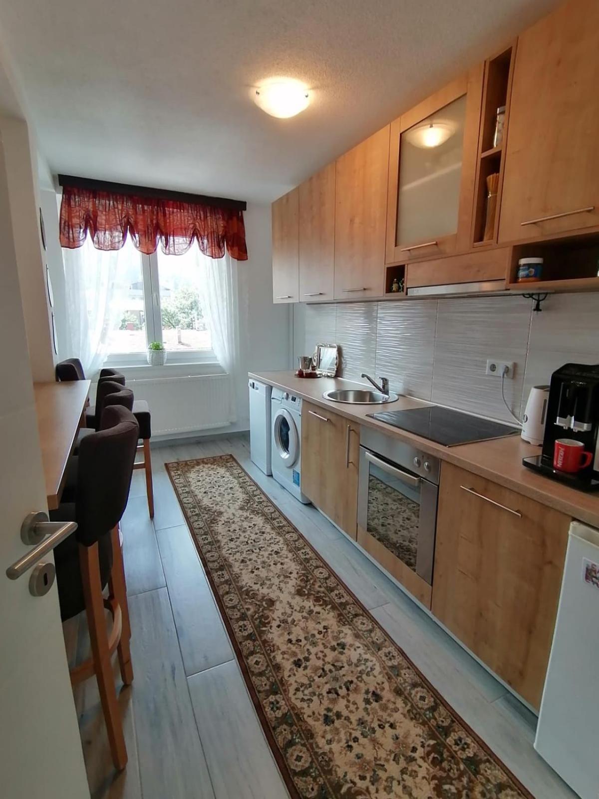 Good Times Apartment ซาราเยโว ภายนอก รูปภาพ